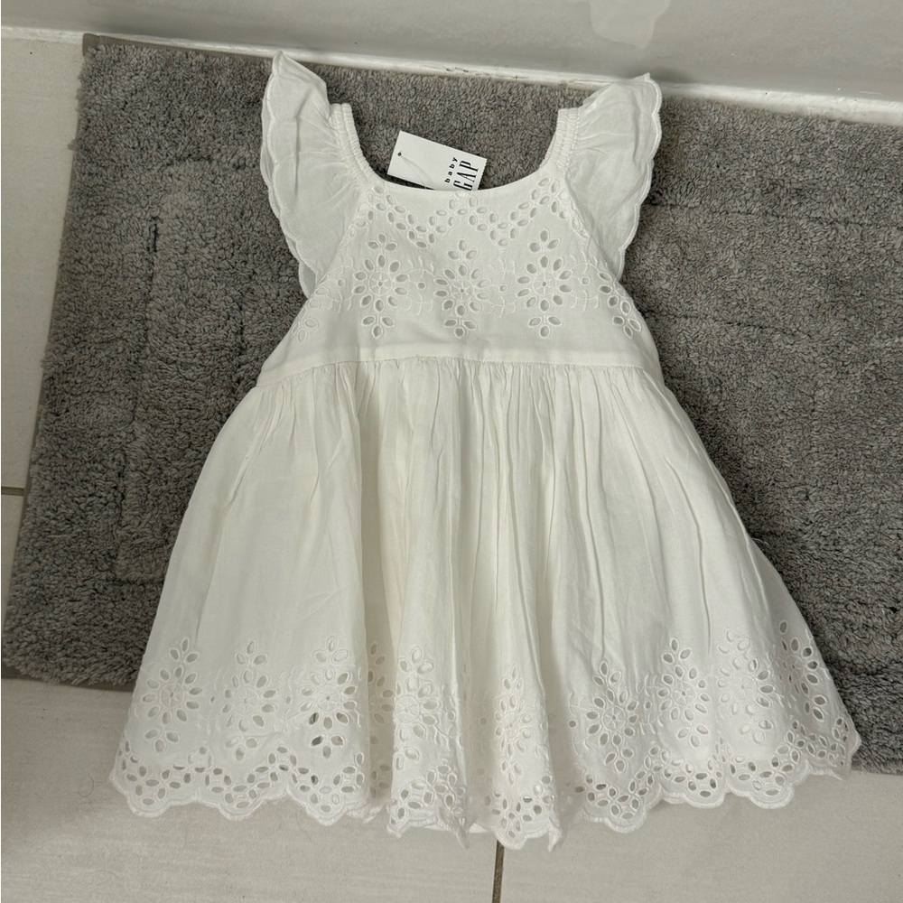 NWT Baby Gap White Eyelet Lace Baby Girl Dress w Bloomers